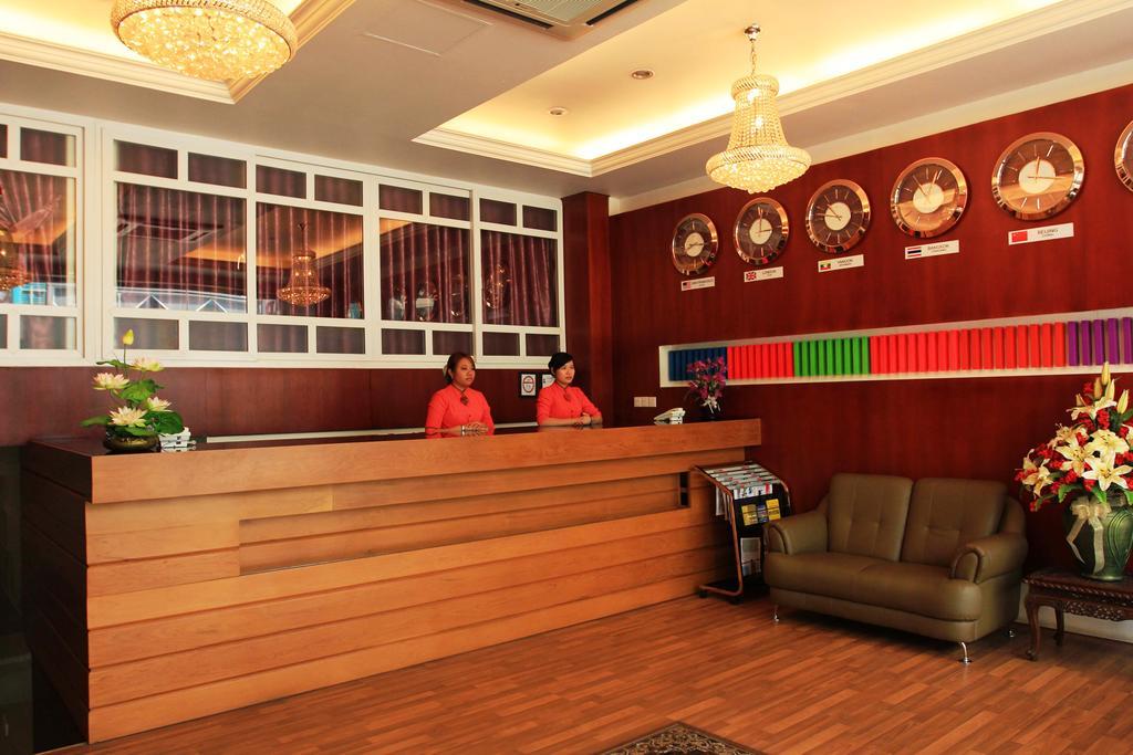 Hotel K Янгон Экстерьер фото